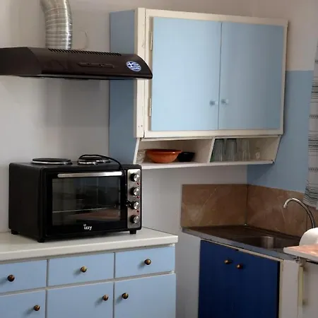 شقة Stunning 2-bed In إيوس خورا
