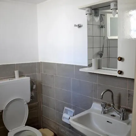 Stunning 2-bed In
